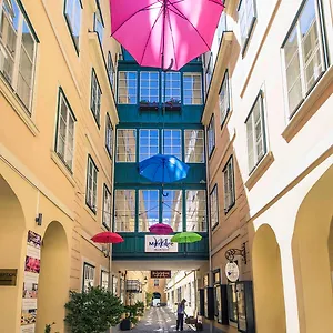**** Hotell Mercure Grand Biedermeier Österrike