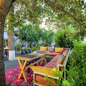 villa-green-garden.albaniahotels.org/